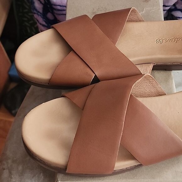Madewell Crisscross Slide Sandle 🛝 size 9.5 NIB - Picture 2 of 7